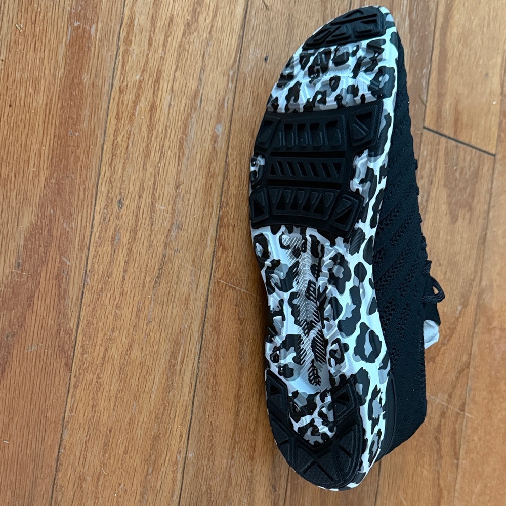 APL ATHLETIC PROPULSION LABS women TECHLOOM WAVE BLACK/Asteroid /Leopard 9 BNWT - Picture 3 of 5